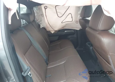 2017 Toyota Tacoma Limited из США, поврежденный, VIN 3TMEZ5CN3HM049928